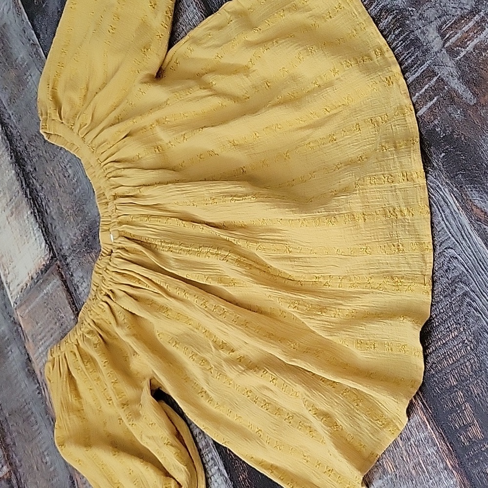 BP yellow top